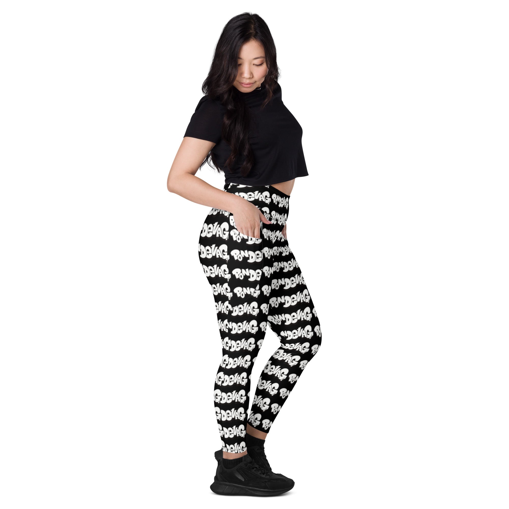 "The Wednesday in Fresno Pocket Leggings" in Black